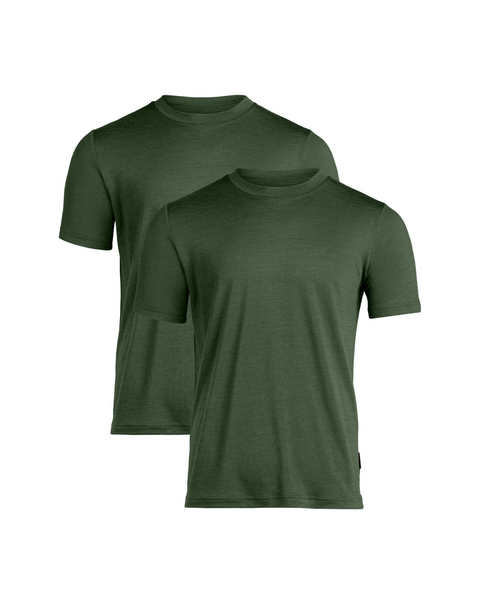 Två mörkgröna Merinoull t-shirts för män med kort ärm, andningsbara och luktresistenta, designade för komfort och mångsidighet.