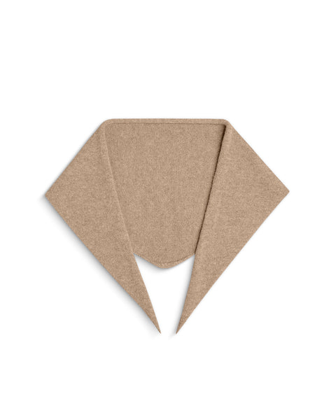Packshot of knit Cashmere bandana in the white background