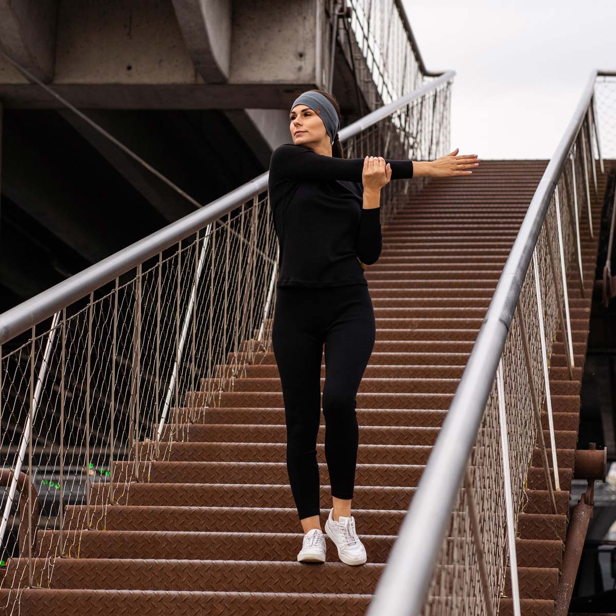 Damers pannband i merinoull Perfekt grå